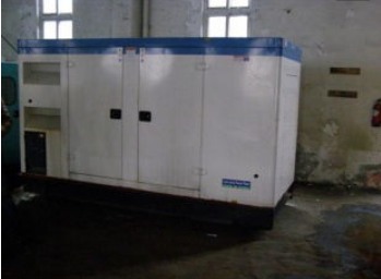 丽水二手康明斯150kw大型柴油发电机组